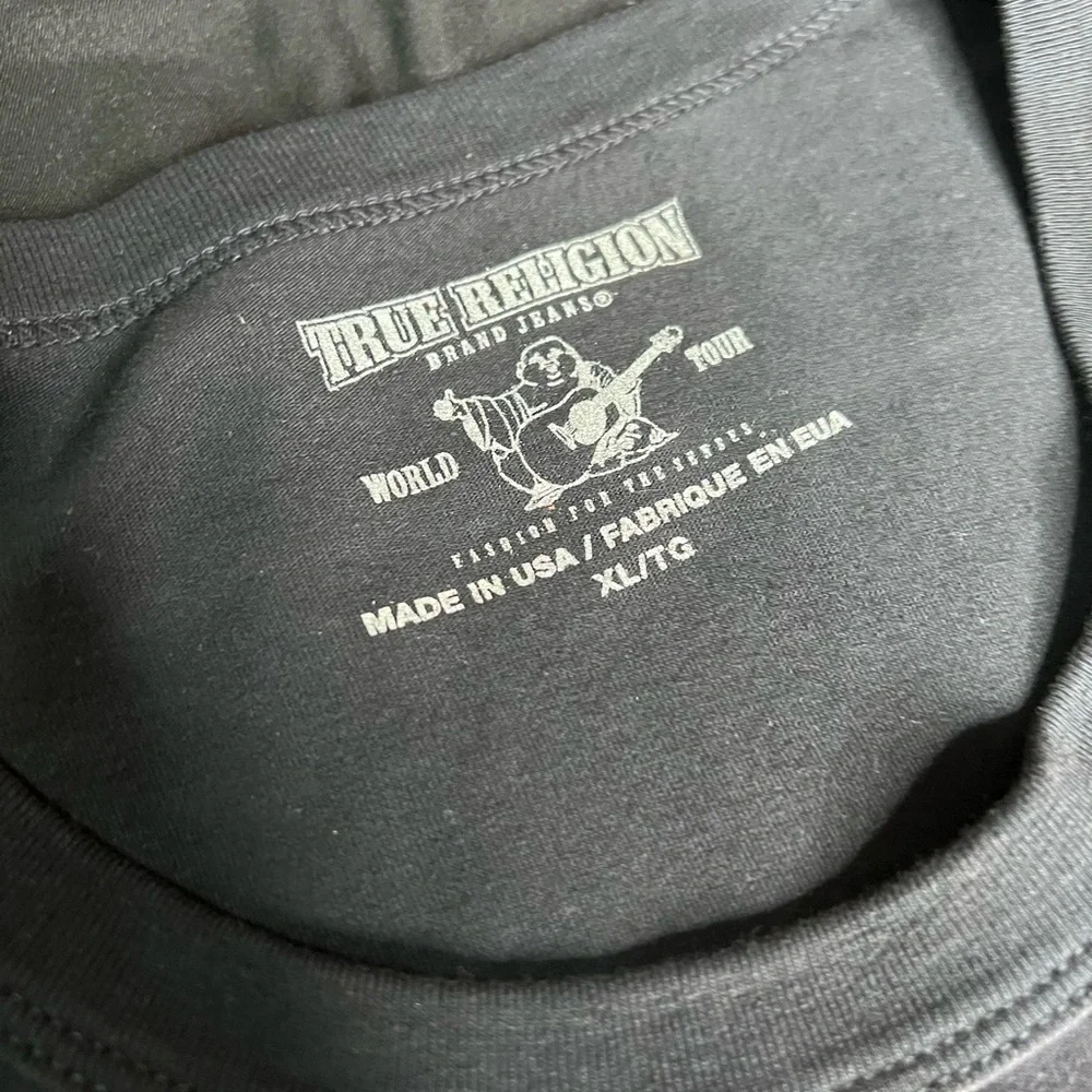 True religion T-shirt - Picture 2 of 4